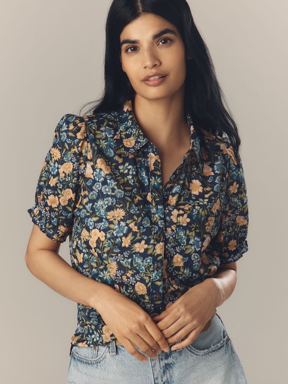 Pilcro Anthropologie Aly Puff-Sleeve Shirt in Navy Floral size M